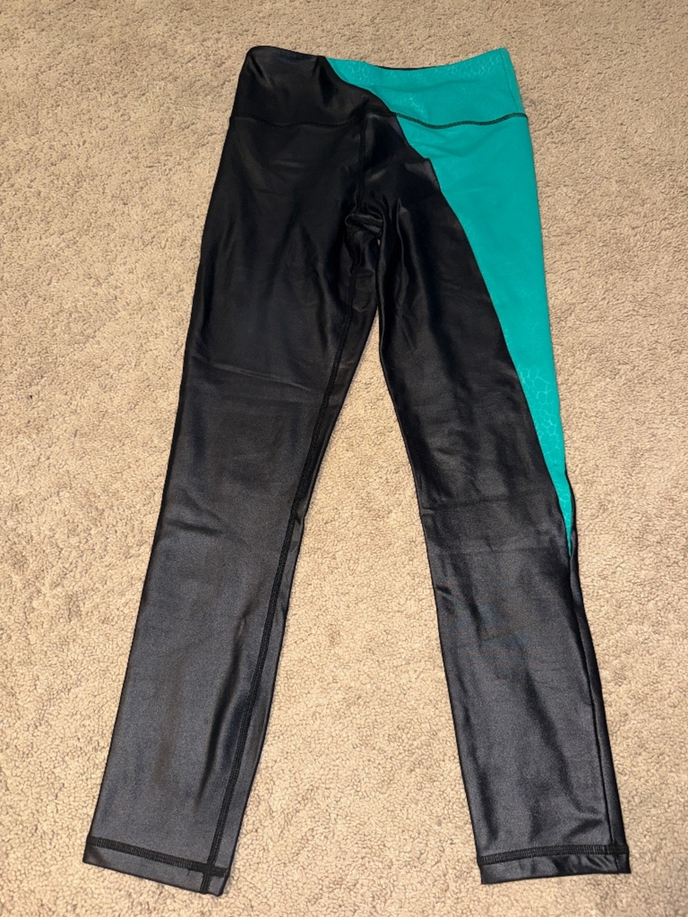Zyia Active Teal and Black color block leggings (sz 6-8)